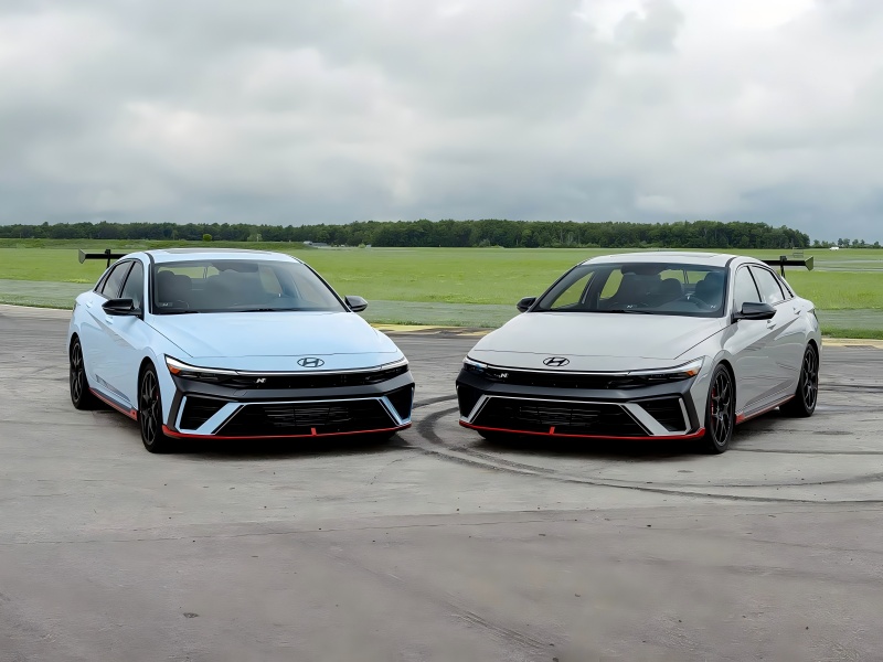 Hộp số tay 6 cấp có sẵn! Làm cho TCR hợp pháp trên đường - Hình ảnh chính thức của Hyundai Elantra N TCR được công bố.